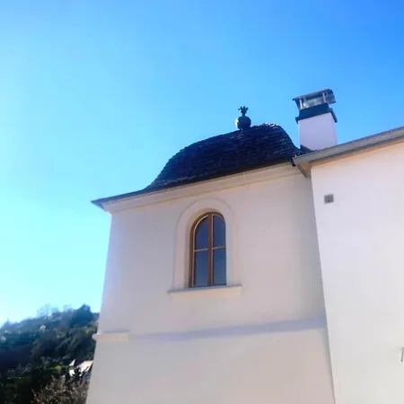 アパート Kremsoase